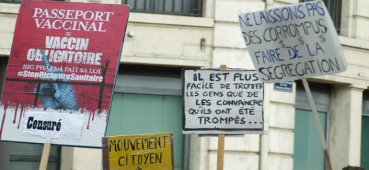 Manifestation Périgeux contre pass vaccinal